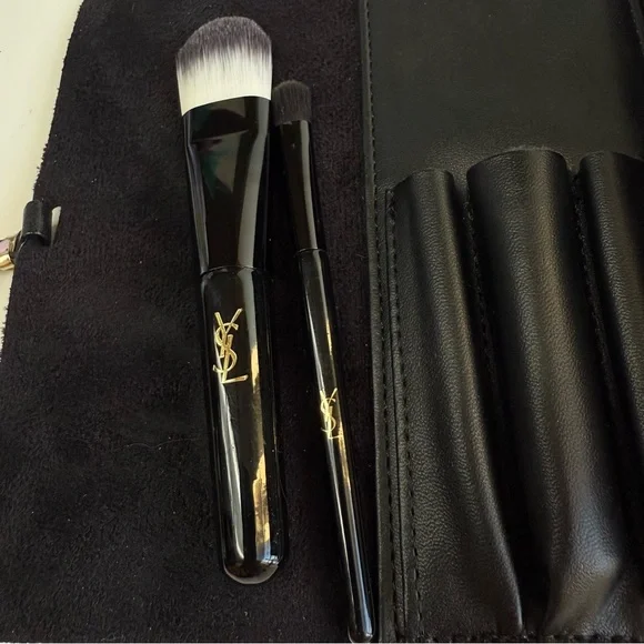 Yves Saint Laurent makeup brush case - Picture 5 of 6